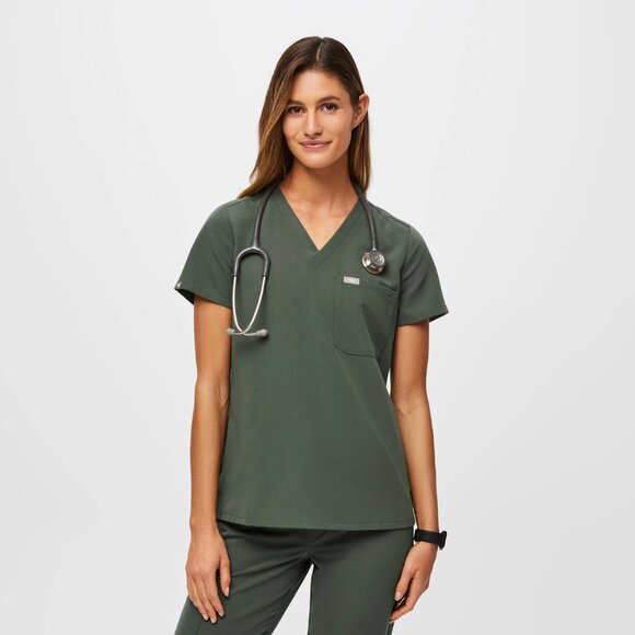 Catarina One-Pocket Scrub Top in Moss - Picture 1 of 4